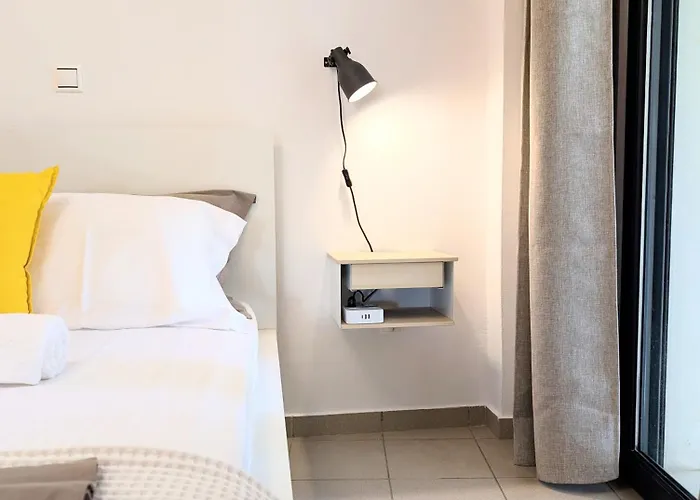 Cityzen Alley - Urban Hideaway *